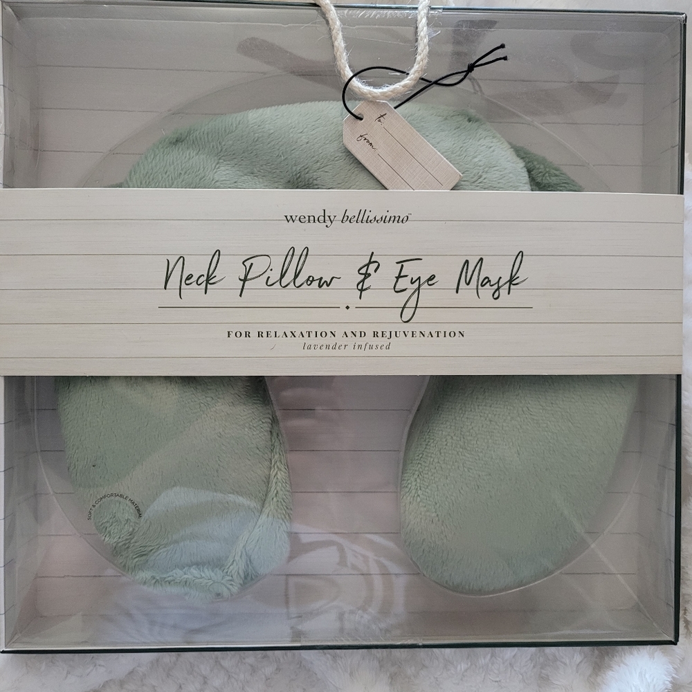Wendy bellissimo neck pillow and eye mask